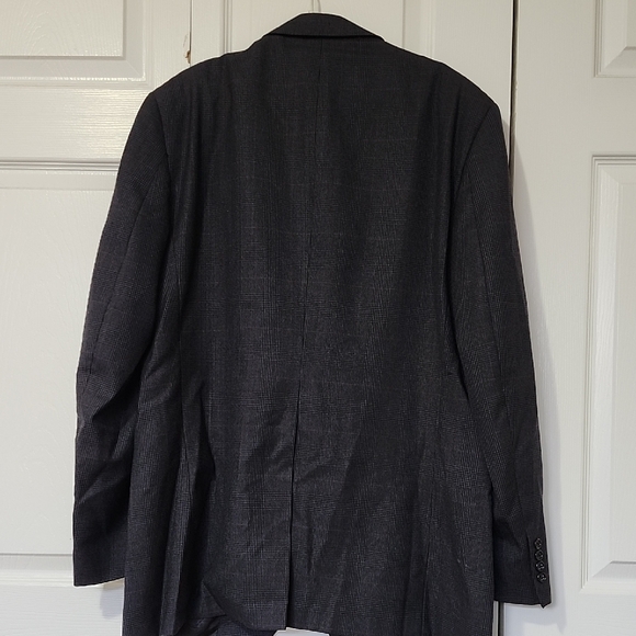 Burberry Charcoal Checkered 100% Pure Wool Blazer - Picture 8 of 9
